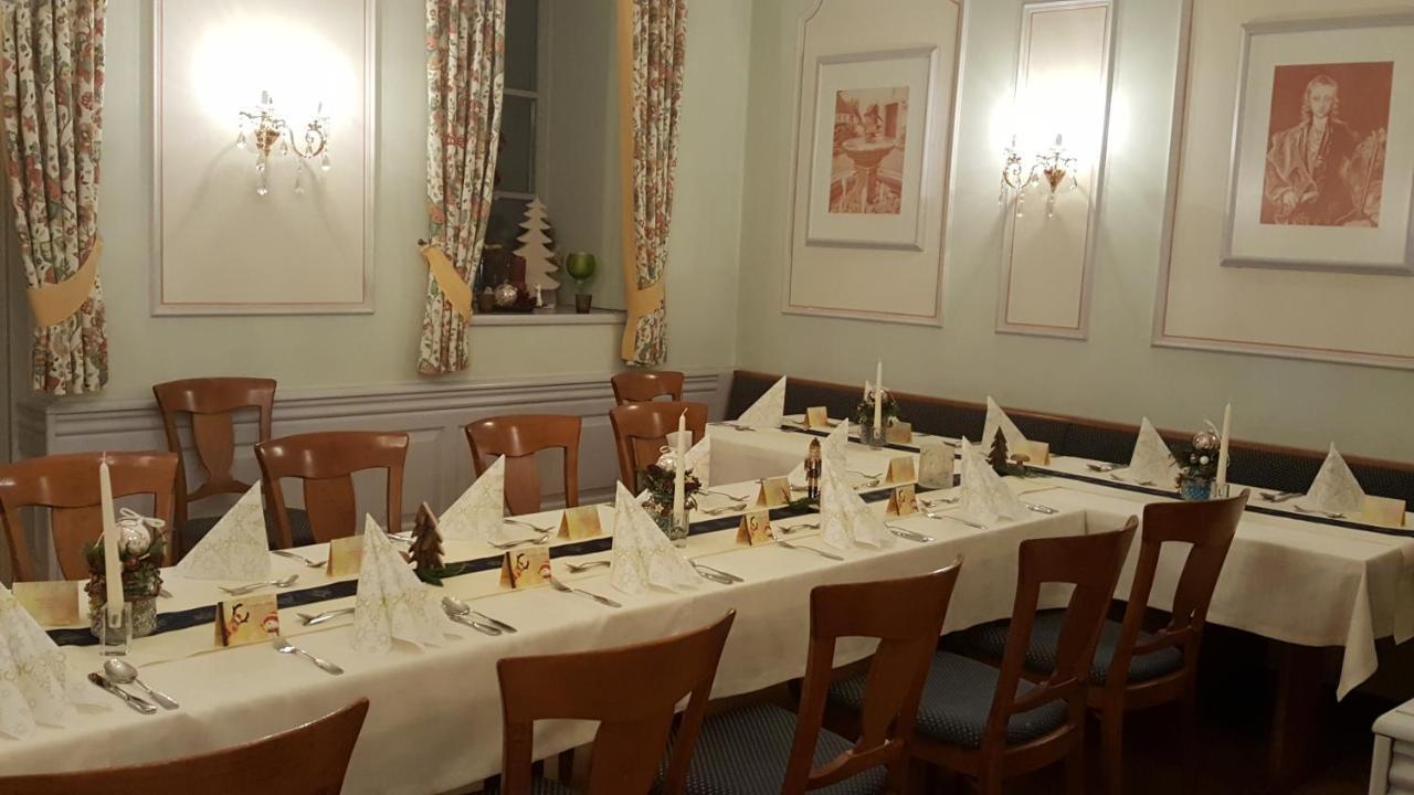 Land-Gut-Hotel Hotel Adlerbraeu Gunzenhausen Esterno foto