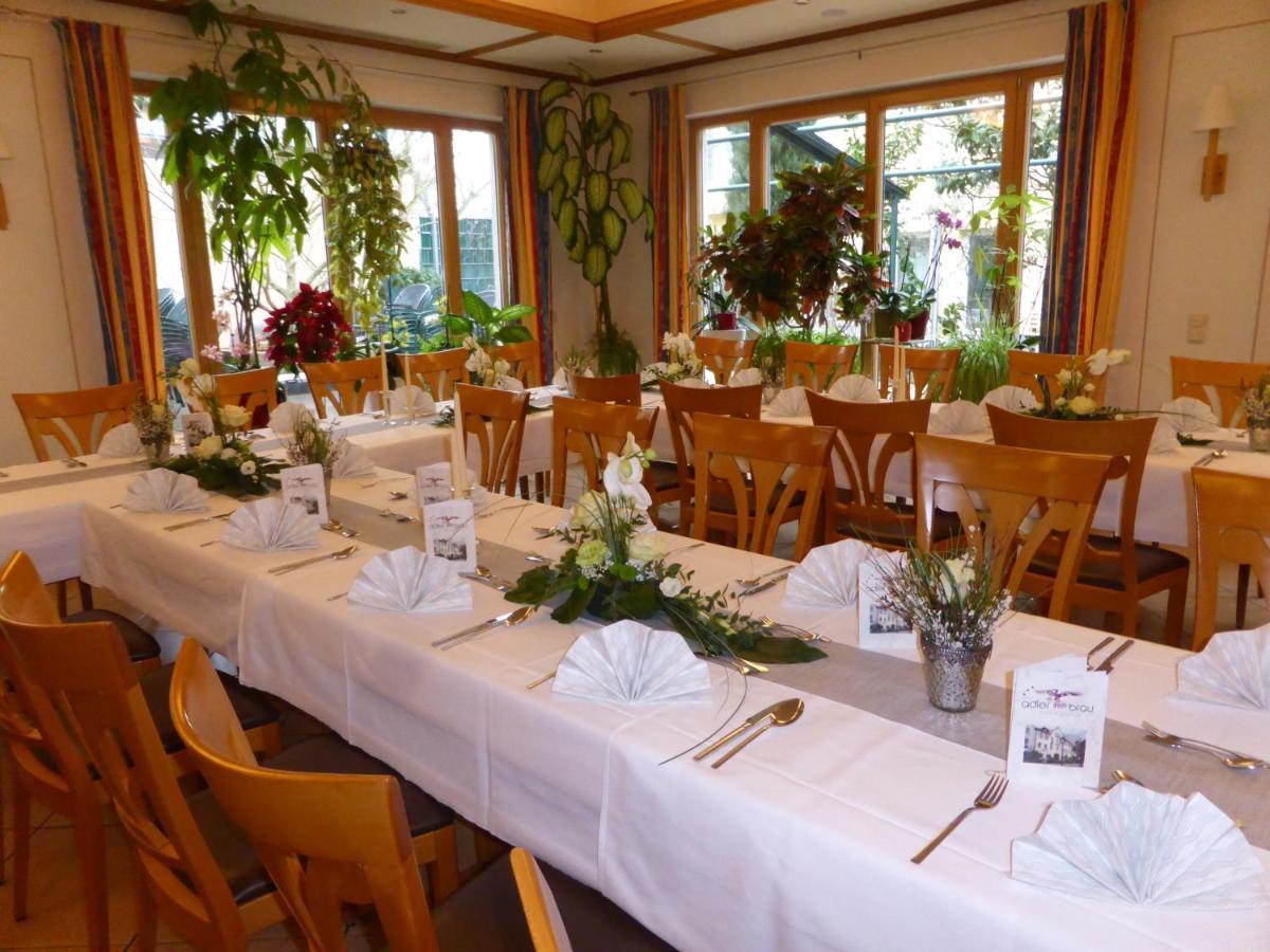 Land-Gut-Hotel Hotel Adlerbraeu Gunzenhausen Esterno foto