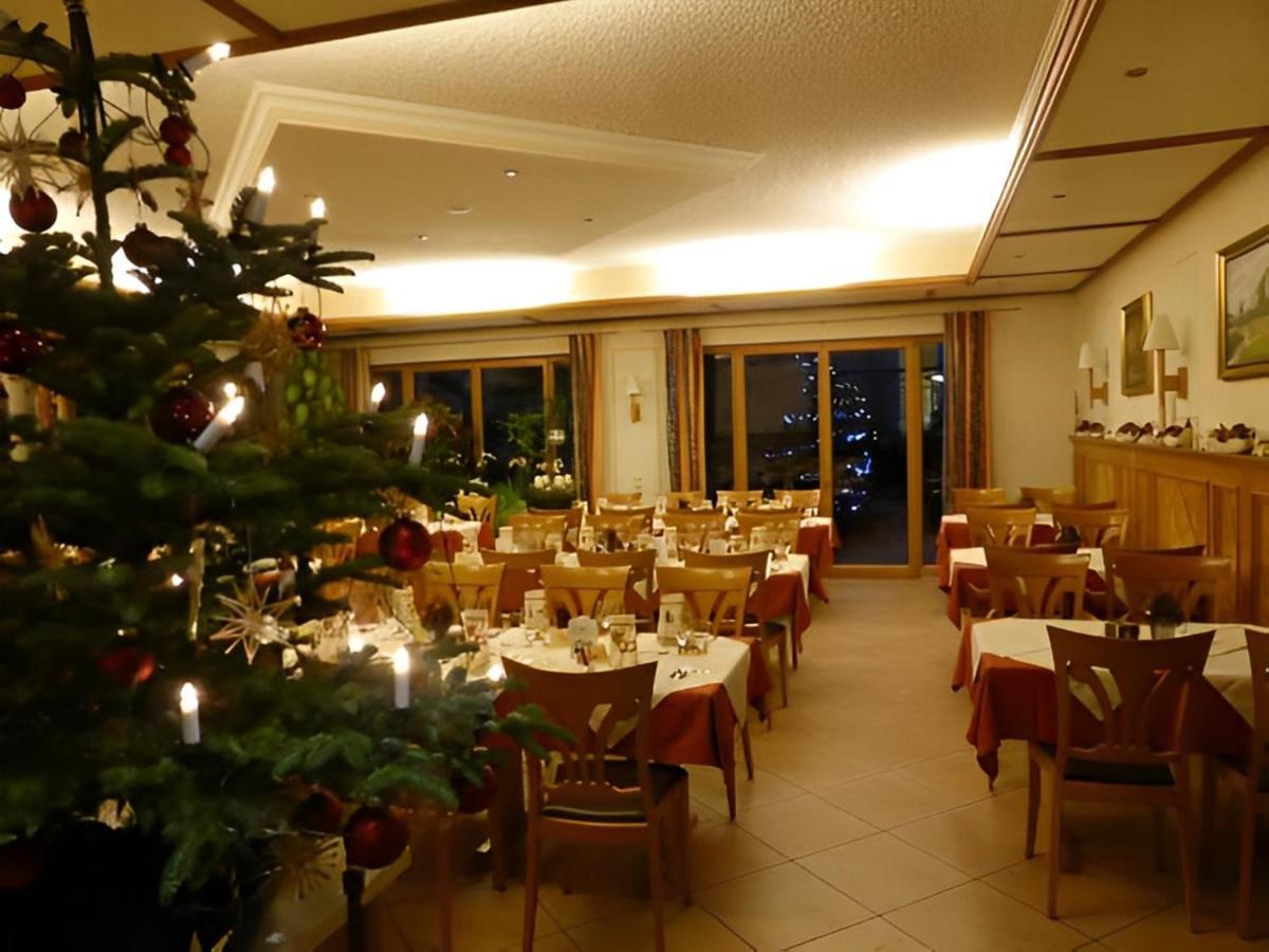 Land-Gut-Hotel Hotel Adlerbraeu Gunzenhausen Esterno foto